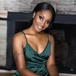 Meet your Posher, Shareese